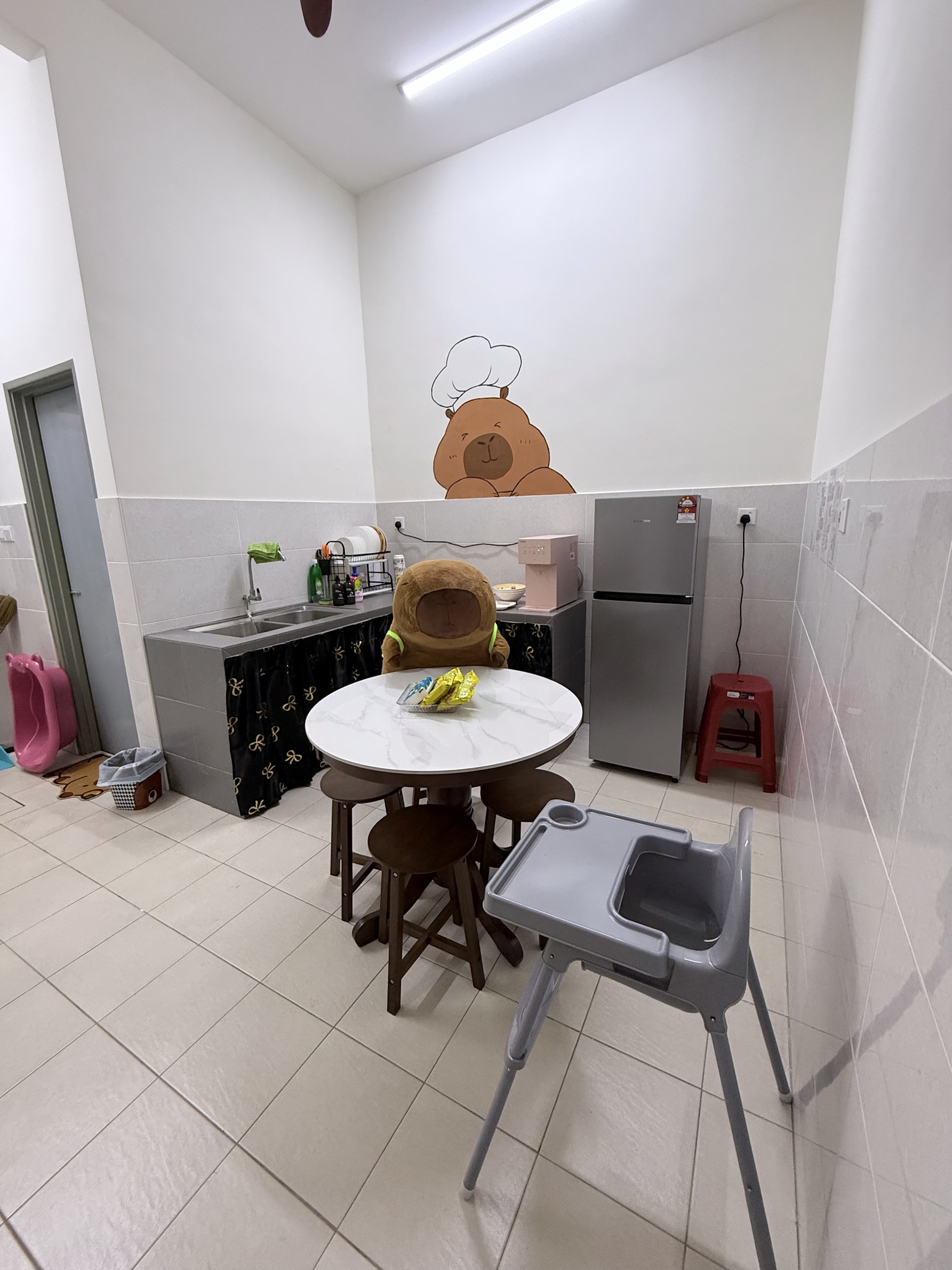 Capybara House photo 6